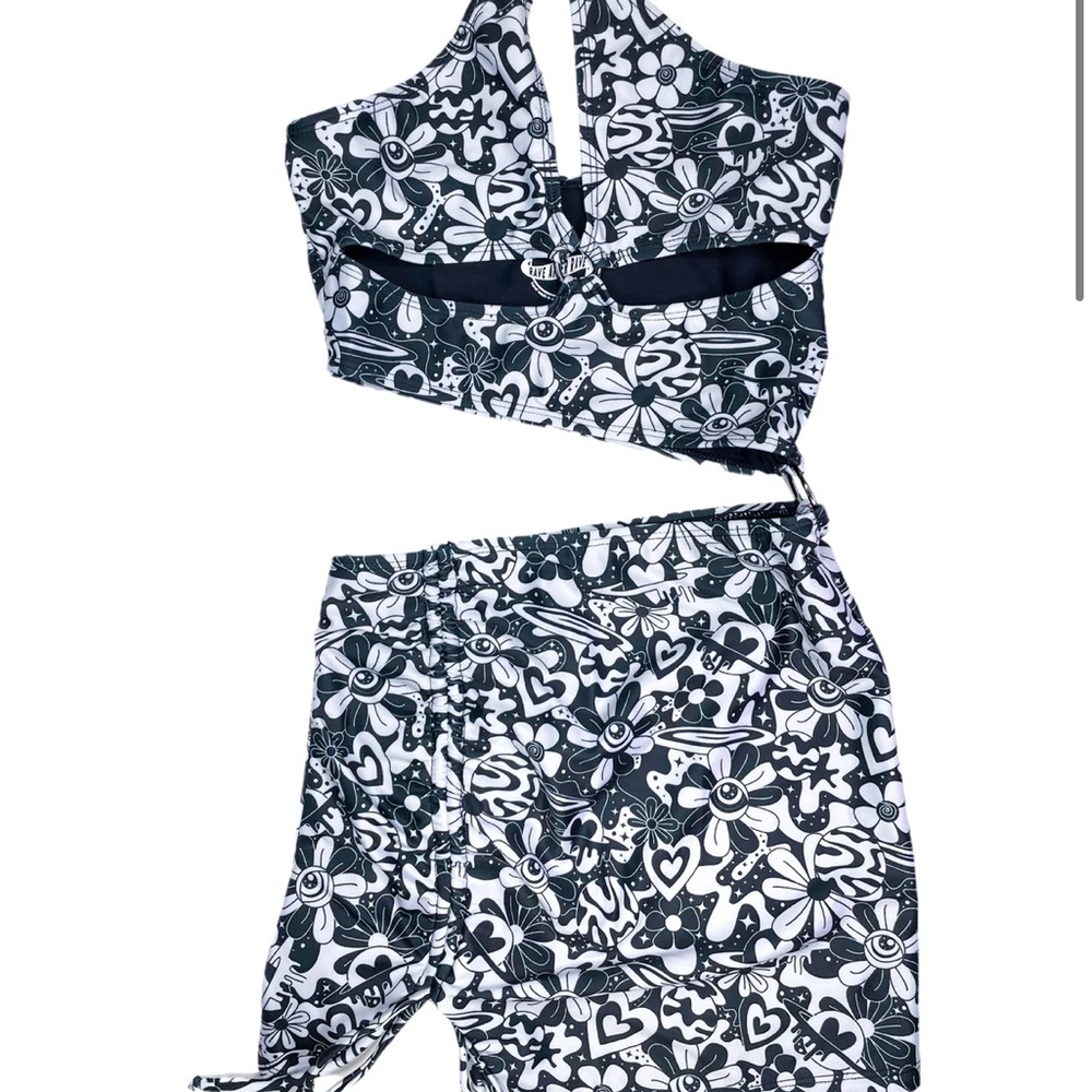 Black and White Patterned Two-Piece Set